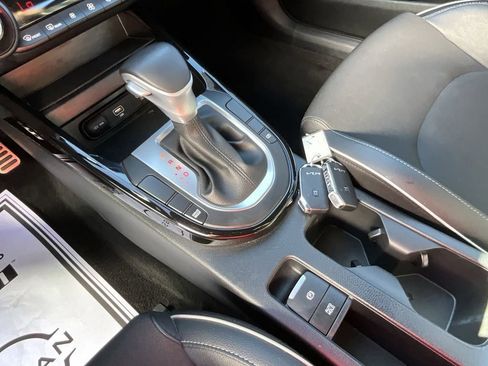 Used 2022 Kia Forte GT-Line w/ GT-Line Technology Package image 42