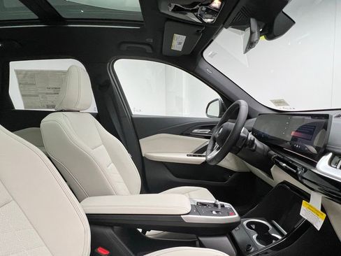 Used 2026 BMW X1 xDrive28i w/ Convenience Package image 6