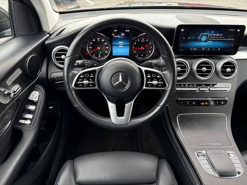 Used 2021 Mercedes-Benz GLC 300 GLC 300 image 15