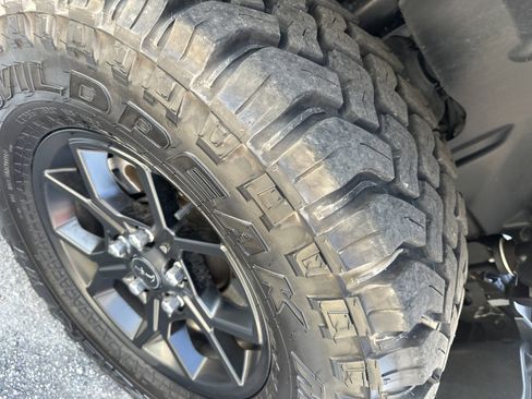 Used 2024 Jeep Wrangler Willys image 7