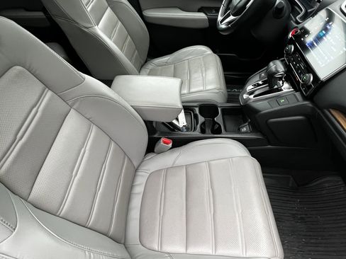 Used 2017 Honda CR-V Touring image 44