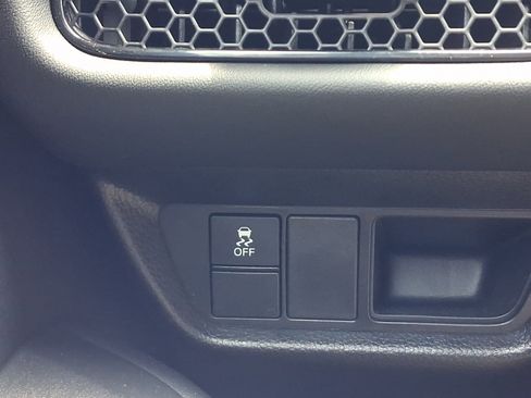 Used 2024 Honda HR-V LX image 27