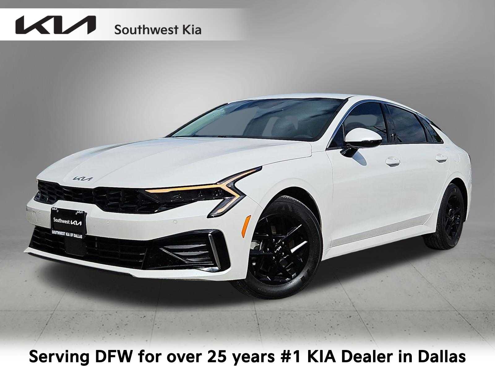 Used 2025 Kia K5 LXS FWD image 1