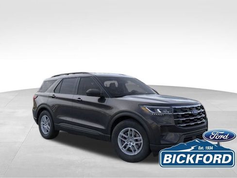 New 2026 Ford Explorer Active image 7