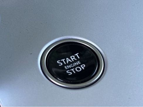 Used 2024 Land Rover Range Rover SE AWD/4WD image 27