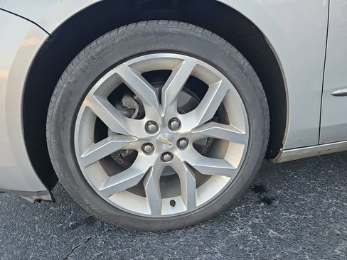 Used 2017 Chevrolet Impala Premier image 9