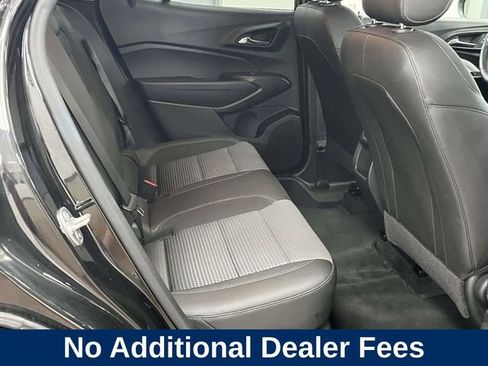 Used 2024 Chevrolet Trax LT w/ Driver Confidence Package FWD image 22