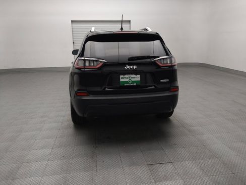 Used 2019 Jeep Cherokee Latitude Plus FWD image 6