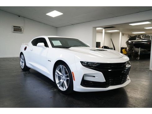 Used 2019 Chevrolet Camaro SS image 9