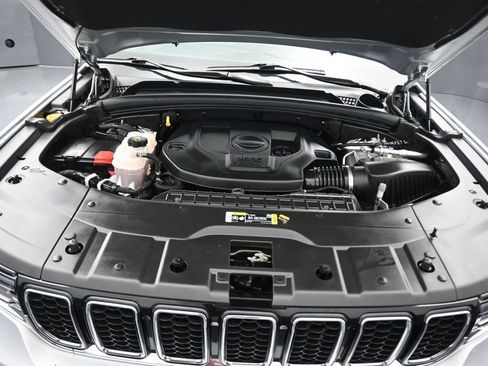 Used 2021 Jeep Grand Cherokee L Overland w/ MOPAR Finishing Package AWD/4WD image 68