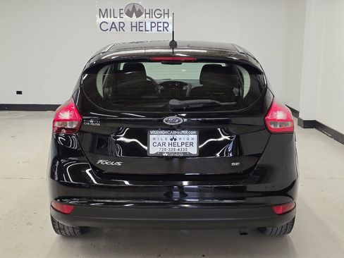 Used 2018 Ford Focus SE w/ Cold Weather Package image 13