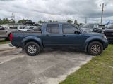 Used 2018 Nissan Frontier SV image 3