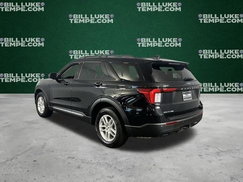 Used 2025 Ford Explorer Active image 8