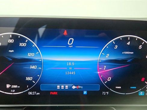 Used 2025 Mercedes-Benz GLC 300 image 37