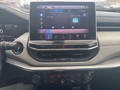 Used 2022 Jeep Compass Limited w/ Elite Group image 25