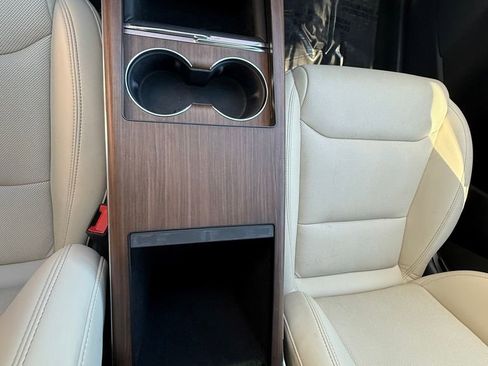 Used 2023 Tesla Model X image 23