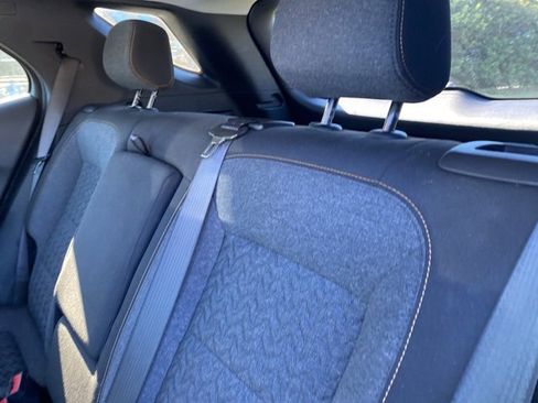 Used 2023 Chevrolet Equinox LT image 30