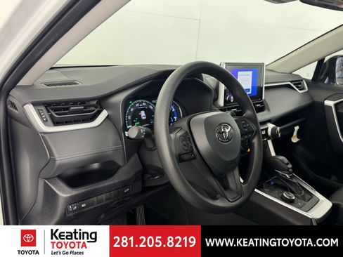 New 2025 Toyota RAV4 XLE image 2