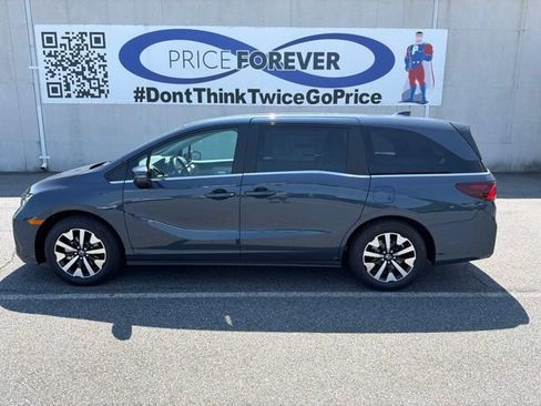 New 2026 Honda Odyssey EX-L image 4