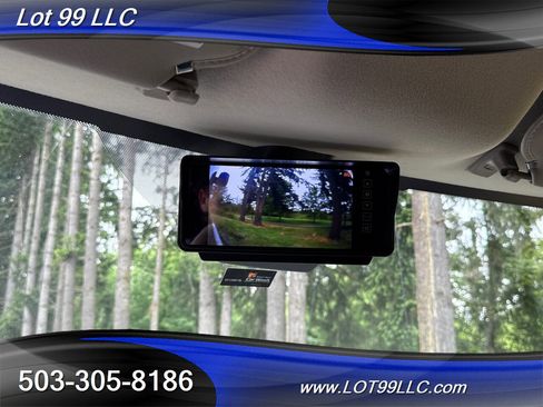 Used 2019 Chevrolet Express 3500 w/ Driver Convenience Package image 43