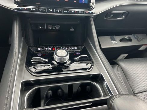 Used 2024 Jeep Grand Wagoneer L Series II w/ Quick Order Packagew 28T image 32