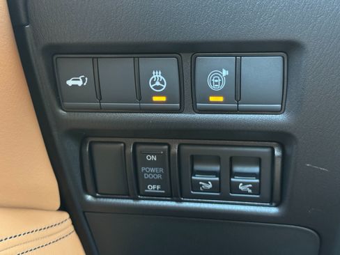 Used 2024 INFINITI QX80 Sensory AWD/4WD image 19