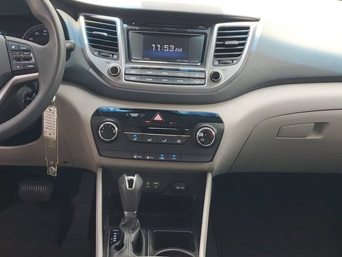 Used 2017 Hyundai Tucson SE w/ SE Popular Package 02 AWD/4WD image 15