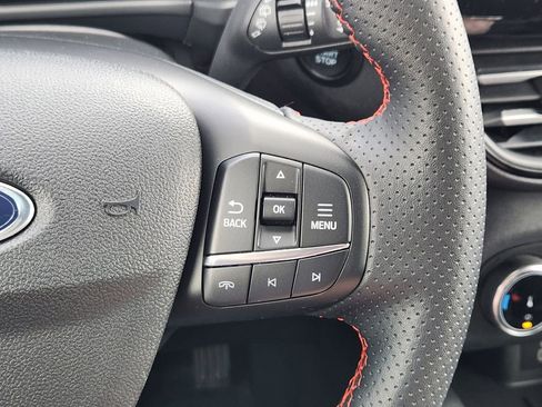 Used 2025 Ford Escape ST-Line Select image 17