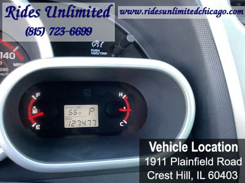 Used 2009 Pontiac Vibe GT FWD image 17