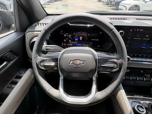 New 2026 Chevrolet Colorado ZR2 w/ Off-Road Front Bumper Package AWD/4WD image 18