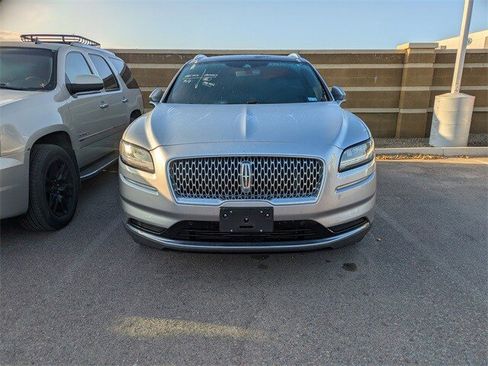 Used 2022 Lincoln Nautilus Reserve w/ Equipment Group 201A image 6