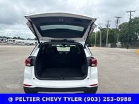 Used 2022 Chevrolet Equinox LT FWD image 8