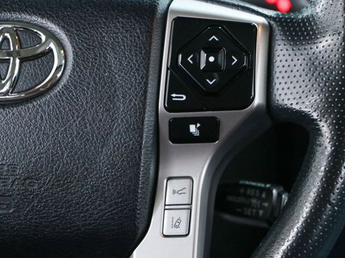 Used 2023 Toyota 4Runner Limited AWD/4WD image 14