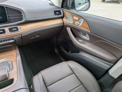 Used 2023 Mercedes-Benz GLE 350 image 13