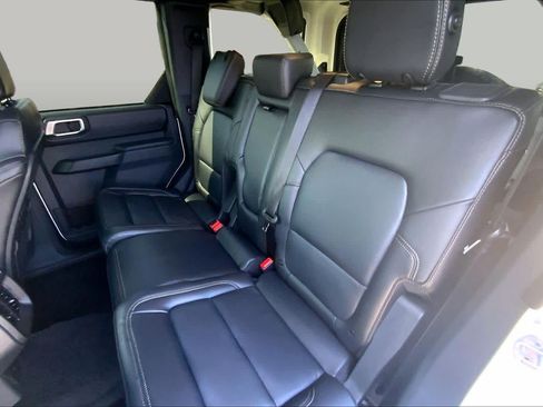 Certified 2026 Ford Bronco Badlands w/ Sasquatch Package AWD/4WD image 21