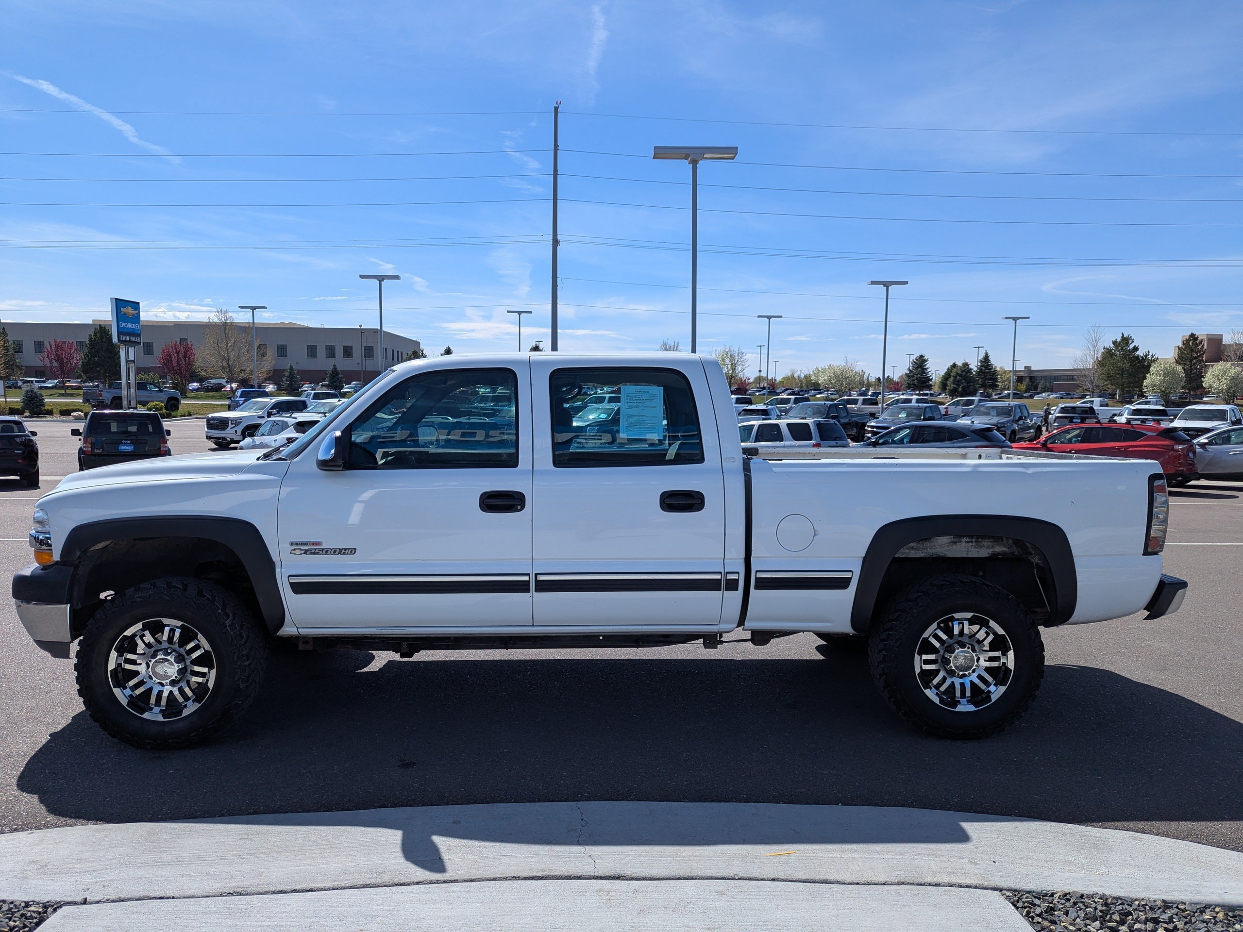 Used 2002 Chevrolet Silverado 2500 LS w/ Off-Road Skid Plate Pkg AWD/4WD image 8