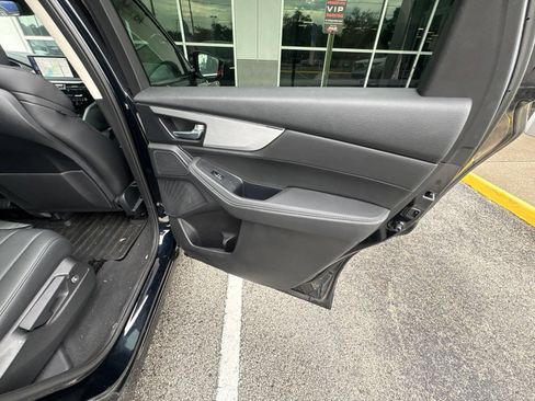 Used 2025 Acura MDX FWD image 9