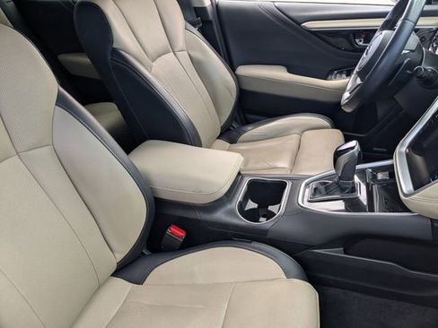 Used 2022 Subaru Outback Limited w/ Popular Package #2 image 11