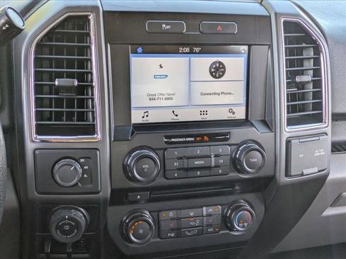 Used 2016 Ford F150 XLT w/ Equipment Group 302A Luxury image 9