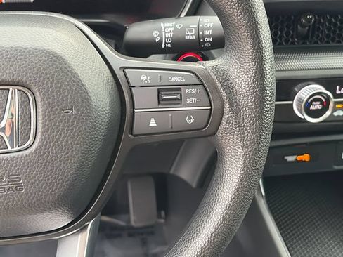 Used 2025 Honda CR-V LX image 28