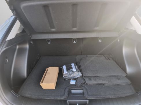 Used 2025 Hyundai Kona SEL image 21