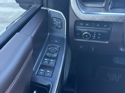 Used 2024 Ford F250 King Ranch w/ Chrome Package image 16