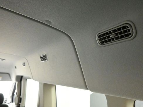 Used 2024 Ford Transit 350 XLT image 27