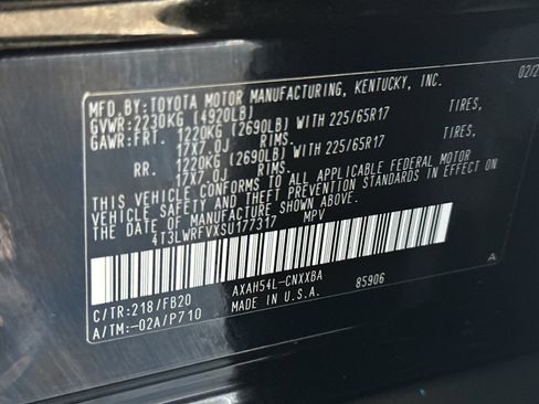Used 2025 Toyota RAV4 LE AWD/4WD image 27