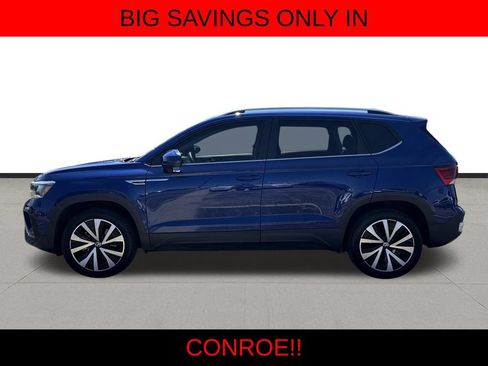Used 2023 Volkswagen Taos SE FWD image 8
