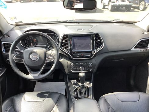 Used 2019 Jeep Cherokee Limited AWD/4WD image 10