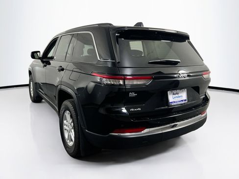 Used 2023 Jeep Grand Cherokee Laredo w/ Luxury Tech Group I image 7