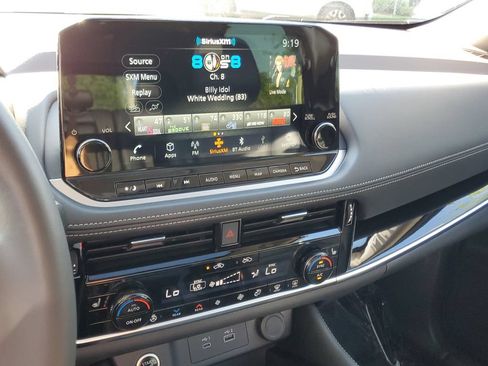 Certified 2023 Nissan Rogue SL w/ SL Premium Package FWD image 25