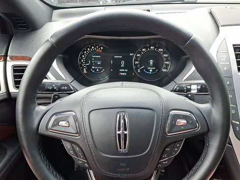 Used 2017 Lincoln MKZ Reserve w/ Technology Package AWD/4WD image 22