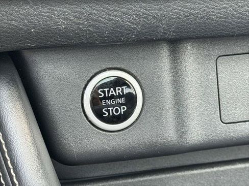 Used 2023 Nissan Rogue Platinum w/ Platinum Premium Package AWD/4WD image 34